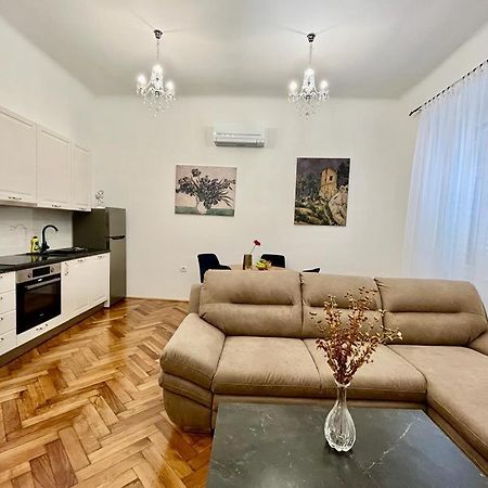 Lux Apartmans PUY Exterior foto