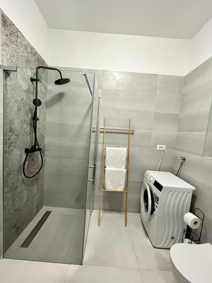 Lux Apartmans Apartamento PUY Exterior foto